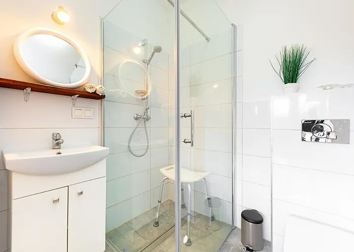 - Letniskowe I Lodge Chłopy